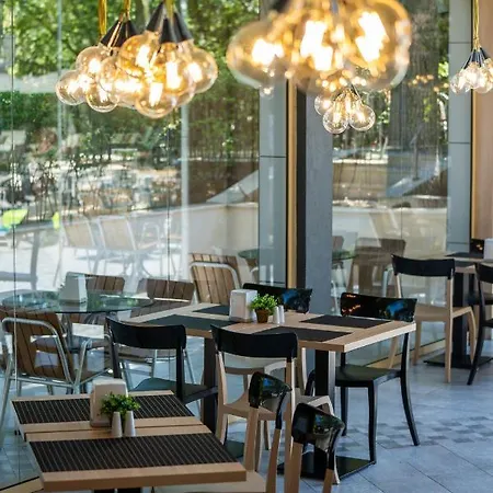 Хотел Hvd Viva Club Ultra - Private & Free Parking