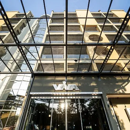 Hvd Viva Club Ultra - Private & Free Parking Хотел 4*