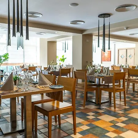 Хотел Hvd Viva Club Ultra - Private & Free Parking