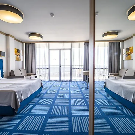 Hvd Viva Club Ultra - Private & Free Parking Hotell