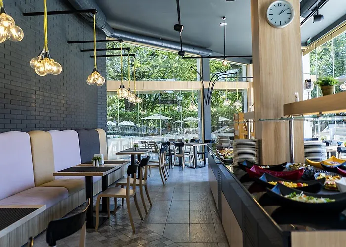 Hvd Viva Club Ultra - Private & Free Parking Hotel