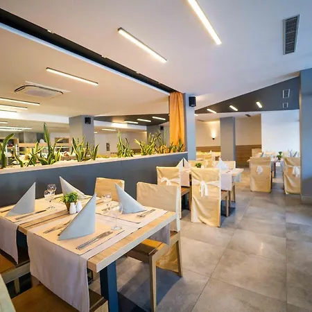 فندق Hvd Viva Club Ultra - Private & Free Parking 4*