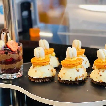 فندق Hvd Viva Club Ultra - Private & Free Parking 4*