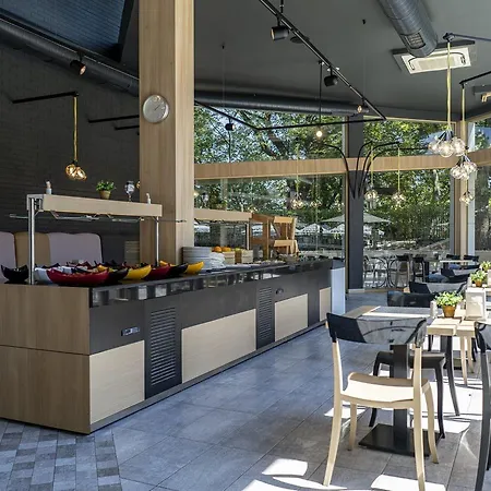 Hvd Viva Club Ultra - Private & Free Parking فندق 4*