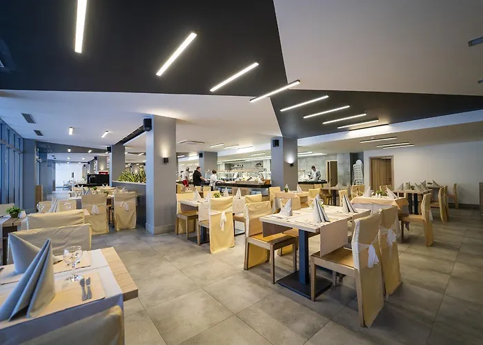 Hvd Viva Club Ultra - Private & Free Parking Szálloda 4*