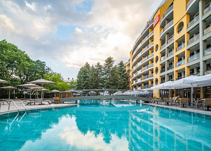 Hvd Viva Club Ultra - Private & Free Parking 4* غولدن ساندز